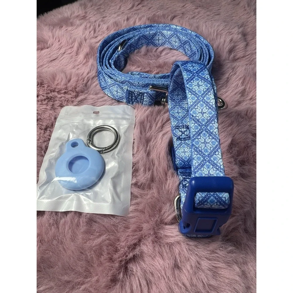SMALL Moonpet Dog Collar with Leash & Airtag Holder‎ Case Set, Blue Lattice New